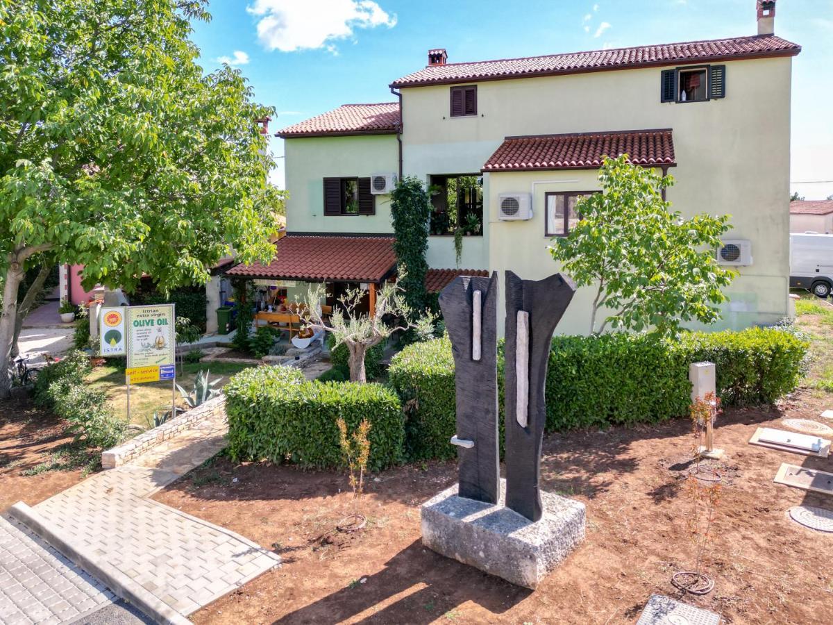Magic Holiday Apartment Bale Exterior foto